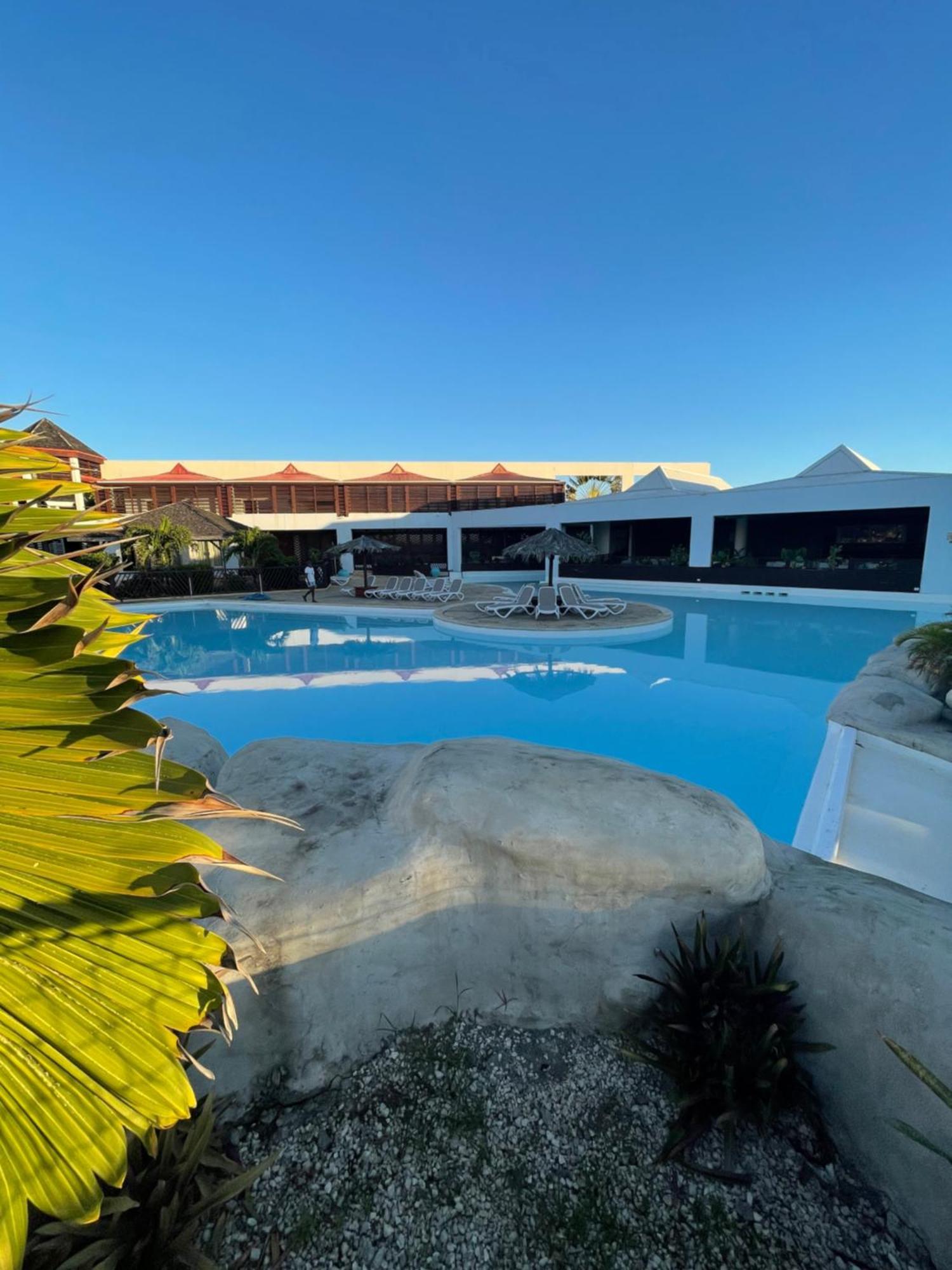 Studio 25 M Manganao Joela 4 Personnes Avec Machine A Laver (Adults Only) Saint-Francois  Exterior foto